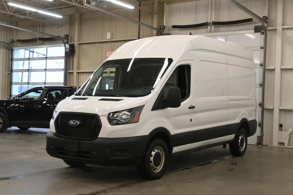 Ford Transit T-250 2023